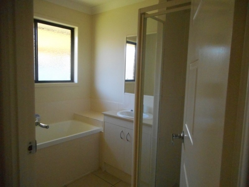 22 Zachary St, Eagleby QLD 4207
