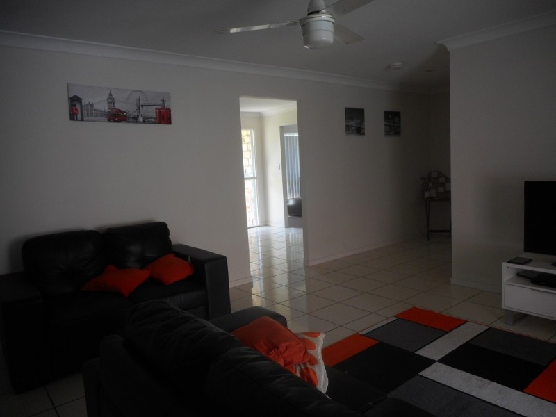 13 Darryl Street, Loganlea QLD 4131