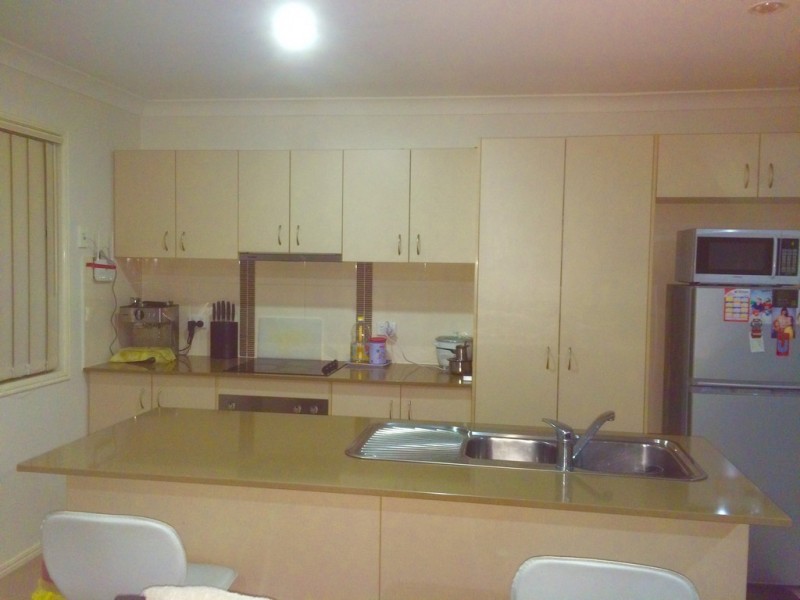 9 Zachary St, Eagleby QLD 4207