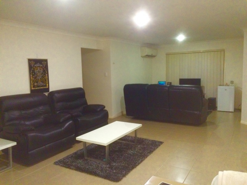 9 Zachary St, Eagleby QLD 4207