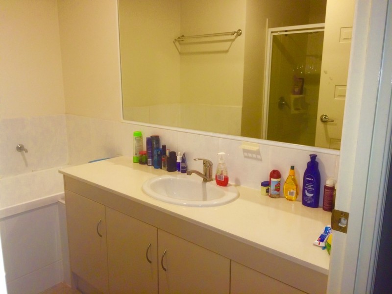 9 Zachary St, Eagleby QLD 4207