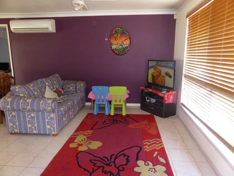 4 Avalon Crt, Marsden QLD 4132