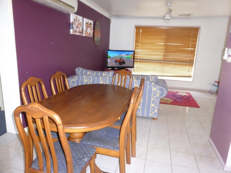 4 Avalon Crt, Marsden QLD 4132