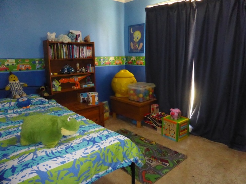 4 Avalon Crt, Marsden QLD 4132