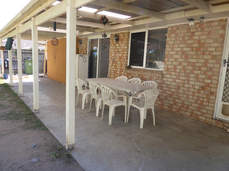 4 Avalon Crt, Marsden QLD 4132