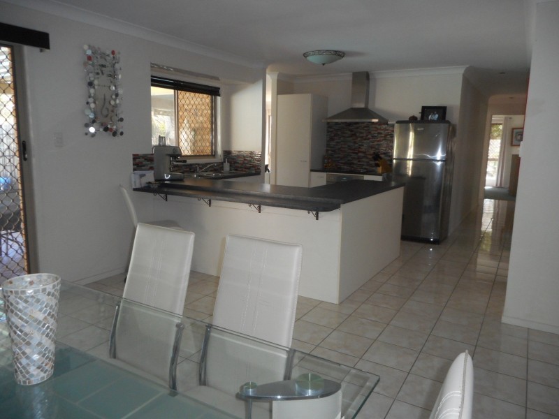 4 Bennelong Crt, Beenleigh QLD 4207