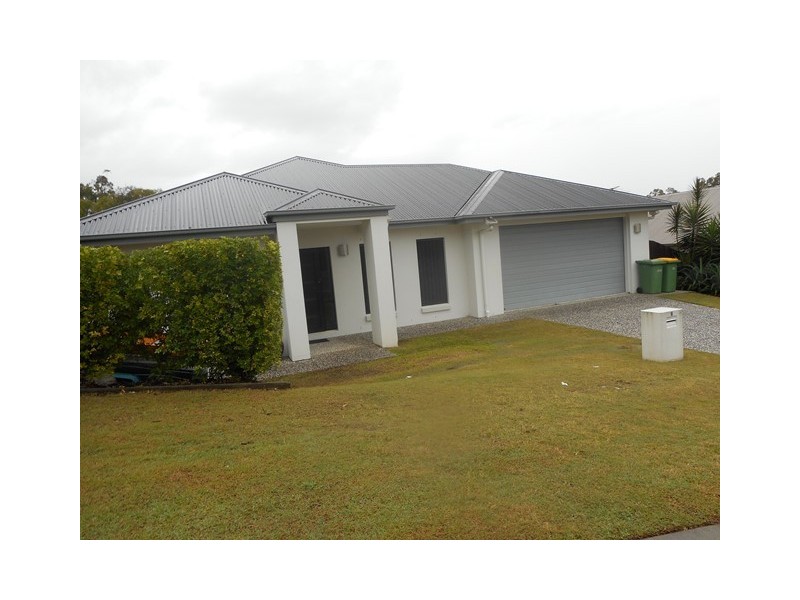 8 Gloucester Street, Waterford QLD 4133