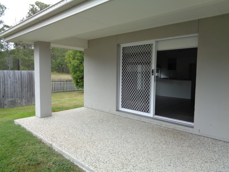 22 Maud St, Windaroo QLD 4207