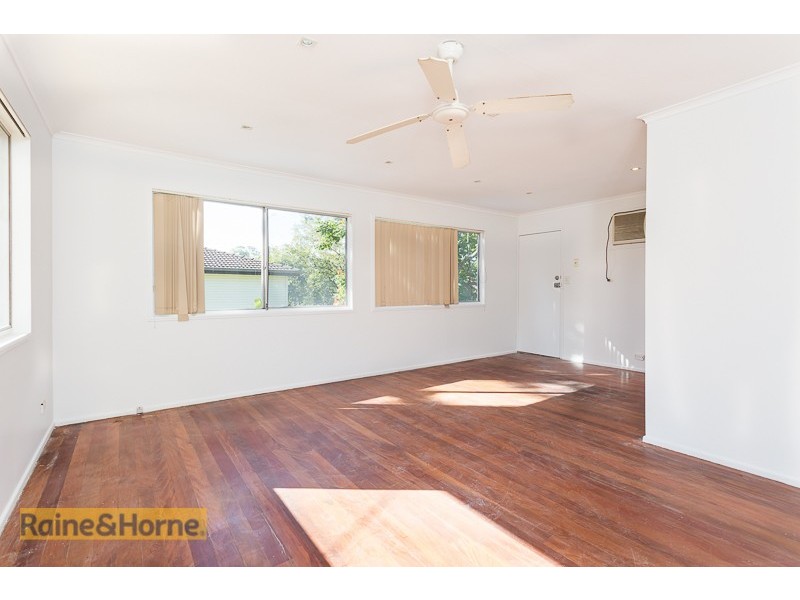 57 Adelaide St, Kingston QLD 4114
