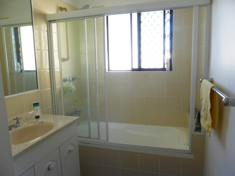 12 Vermont Cres, Mount Warren Park QLD 4207