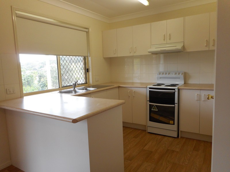 8 Hartwig Cres, Mount Warren Park QLD 4207