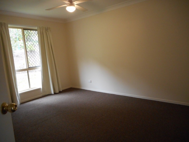 8 Hartwig Cres, Mount Warren Park QLD 4207