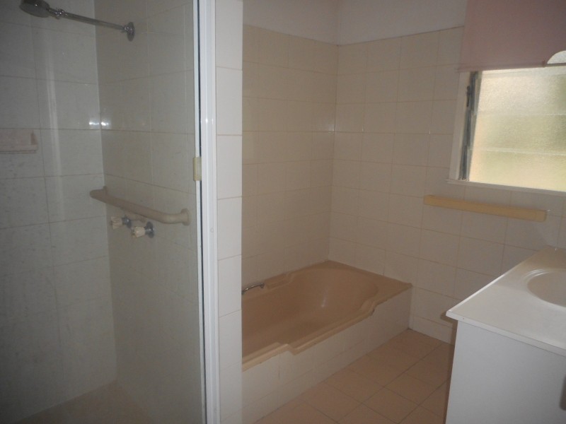 48 Milne St, Mount Warren Park QLD 4207