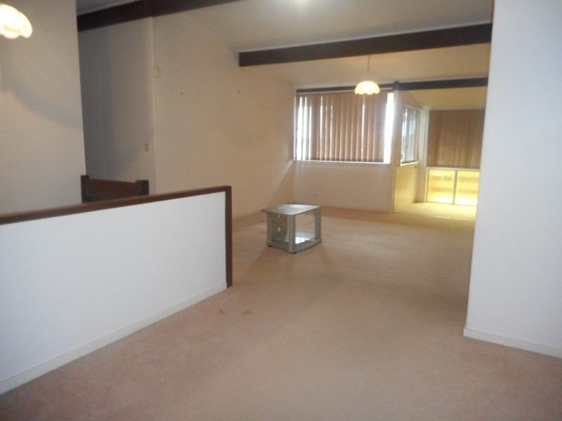 48 Milne St, Mount Warren Park QLD 4207