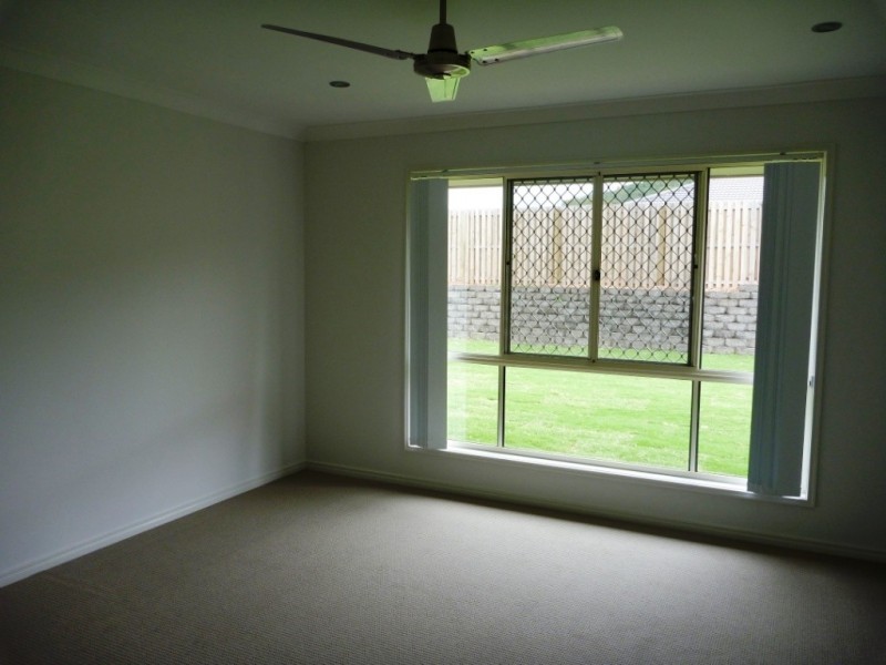 10 Breezeway Drive, Bahrs Scrub QLD 4207