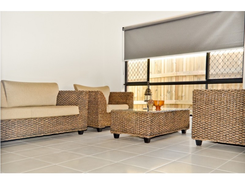 25 Travertine Avenue, Logan Reserve QLD 4133