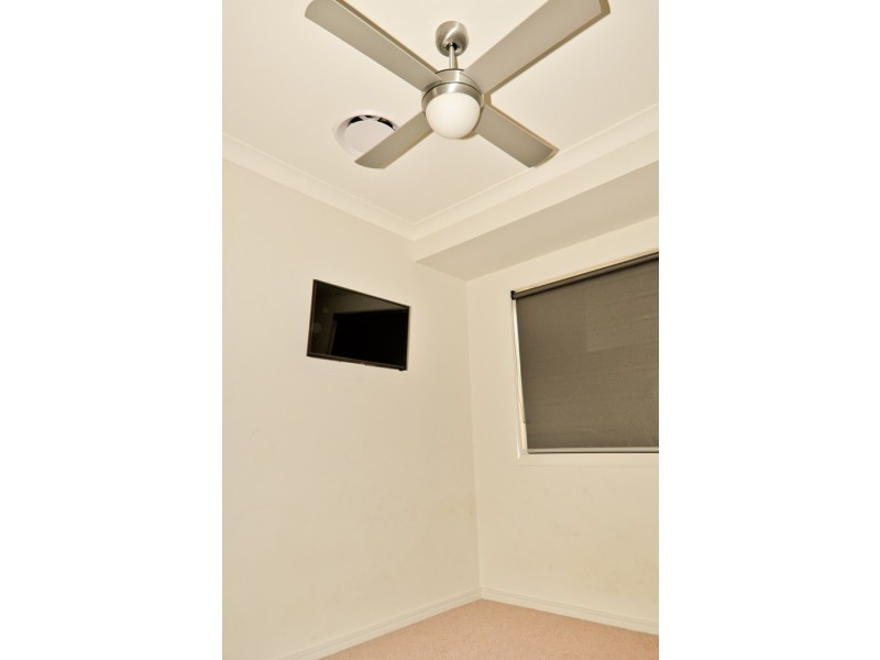 25 Travertine Avenue, Logan Reserve QLD 4133