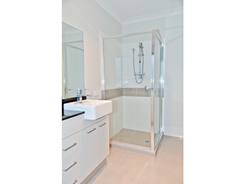 25 Travertine Avenue, Logan Reserve QLD 4133