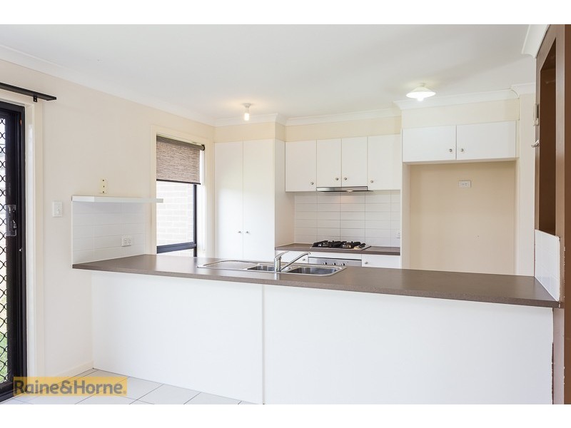 50 Pepper Tree Drive, Holmview QLD 4207