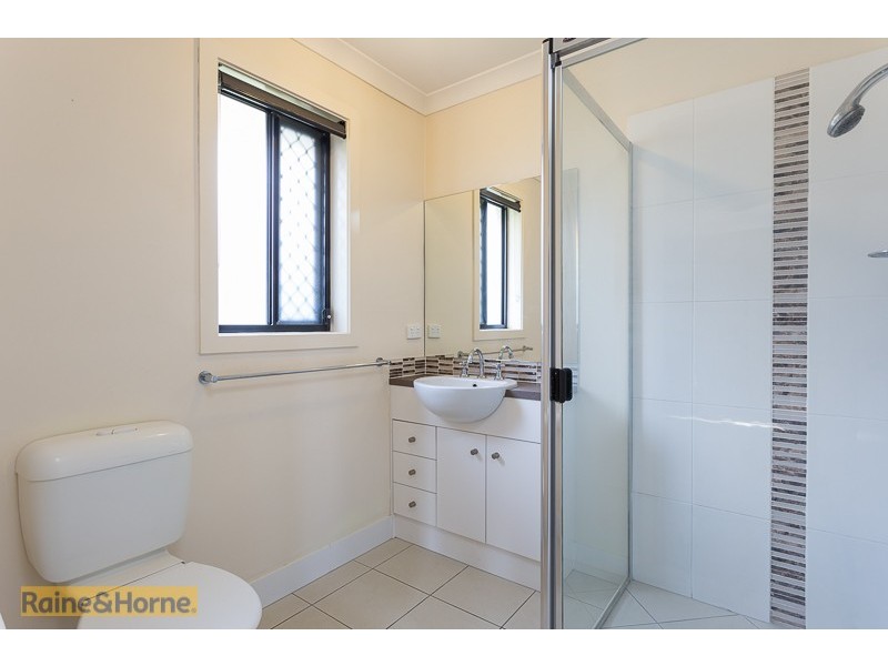 50 Pepper Tree Drive, Holmview QLD 4207