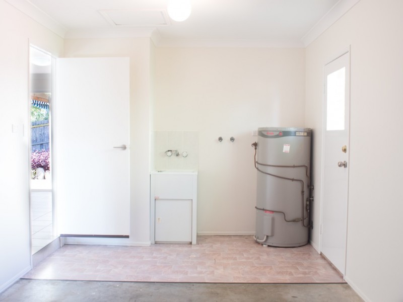 4 Dendy Place, Edens Landing QLD 4207