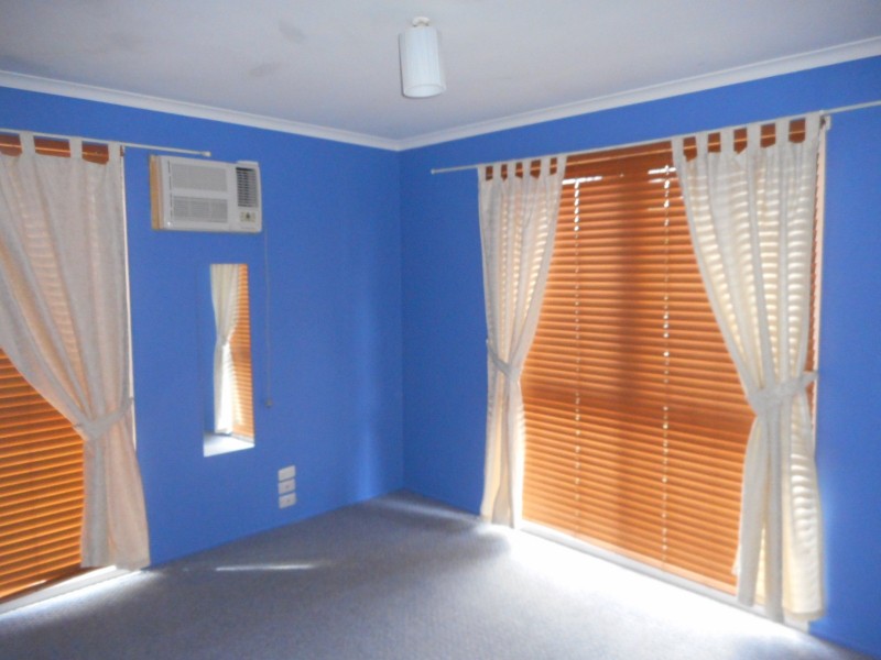 16 Clarendon St, Loganholme QLD 4129