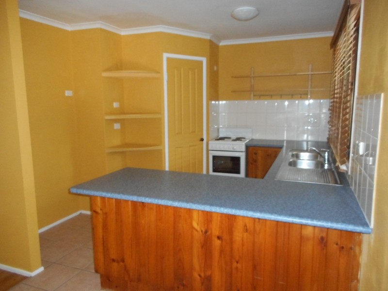 16 Clarendon St, Loganholme QLD 4129