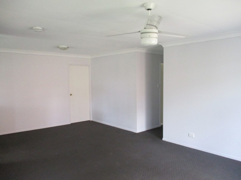 38 Dowling Cres, Eagleby QLD 4207
