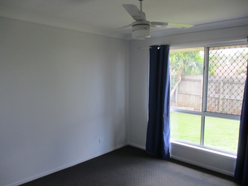 38 Dowling Cres, Eagleby QLD 4207