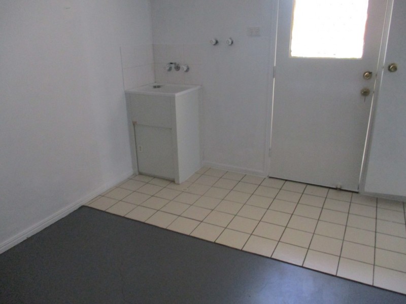 38 Dowling Cres, Eagleby QLD 4207