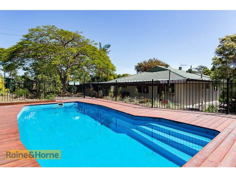 1 Eastbourne Rd, Bethania QLD 4205