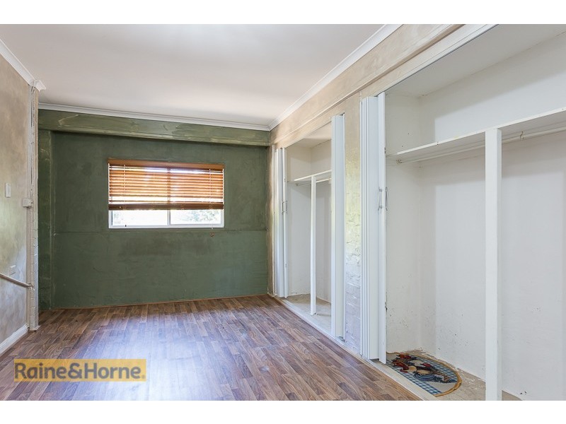 1 Eastbourne Rd, Bethania QLD 4205