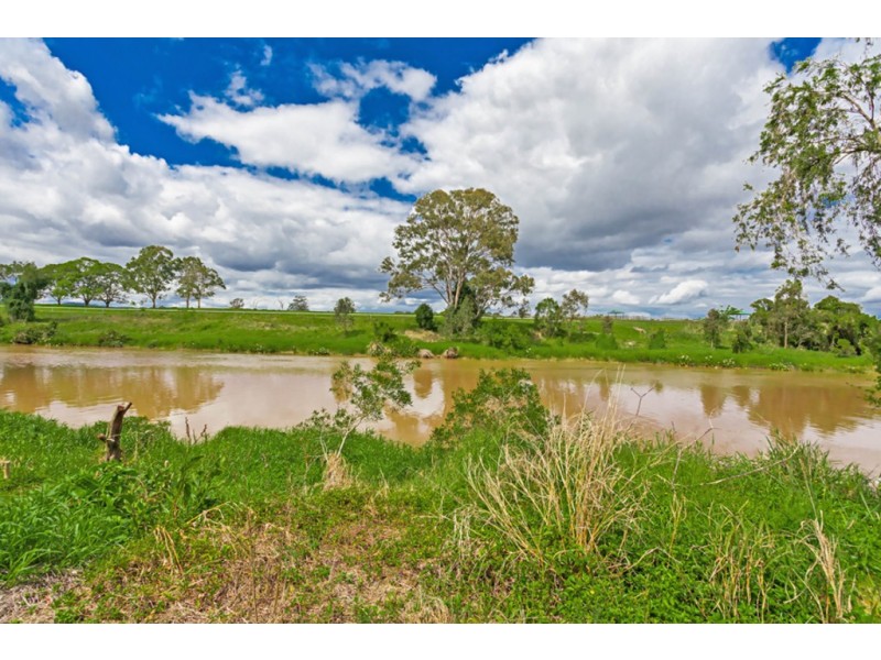 90 Edinburgh Dr, Bethania QLD 4205