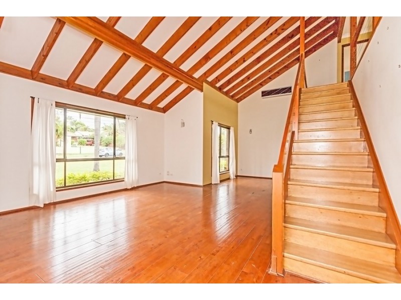 90 Edinburgh Dr, Bethania QLD 4205