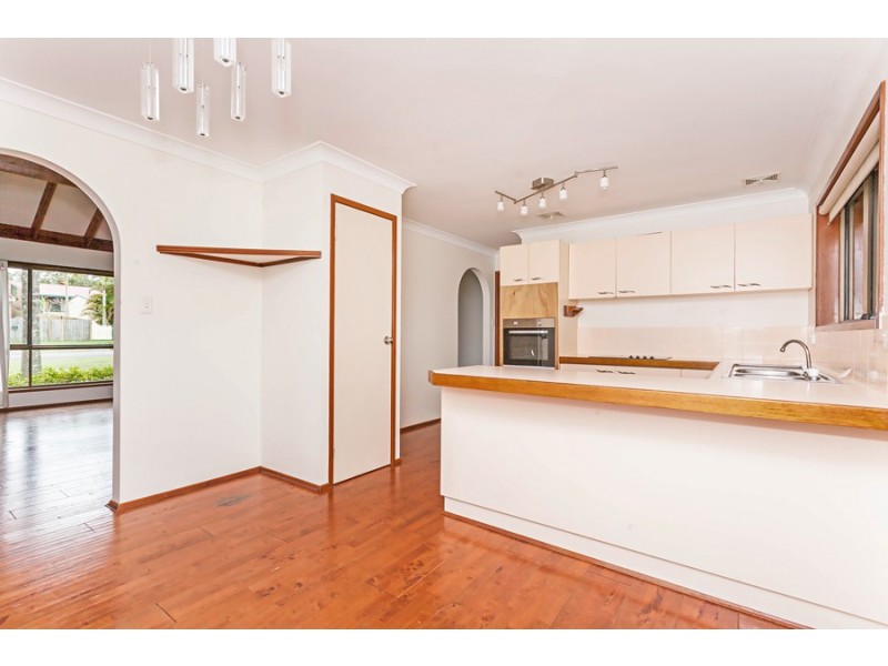 90 Edinburgh Dr, Bethania QLD 4205