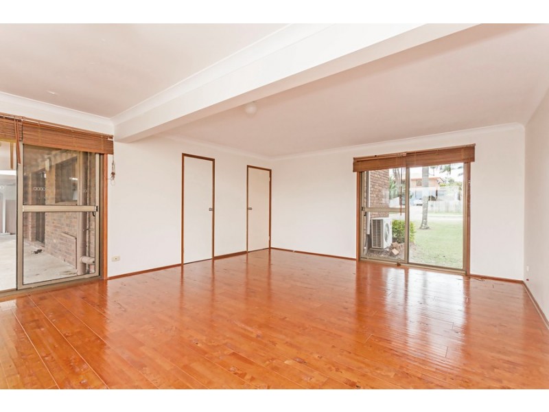 90 Edinburgh Dr, Bethania QLD 4205