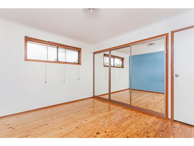 90 Edinburgh Dr, Bethania QLD 4205