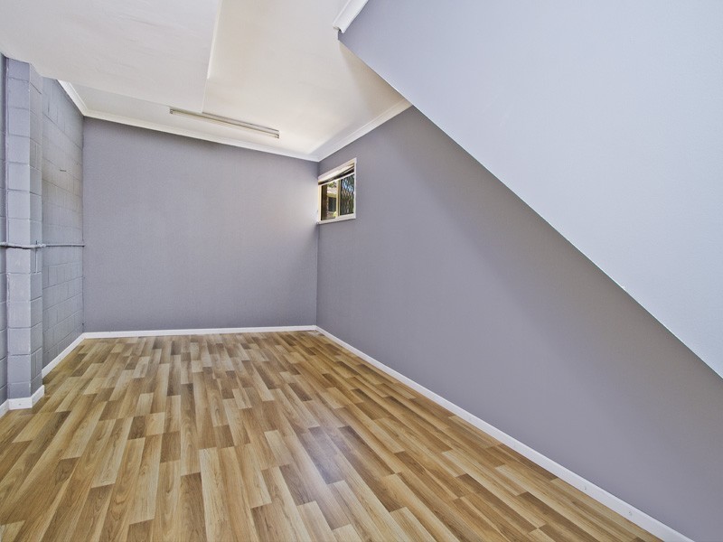 2/72 Castile Cres, Edens Landing QLD 4207