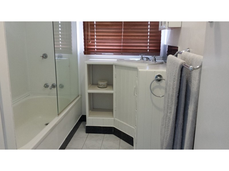 12 Beverley Street, Beenleigh QLD 4207