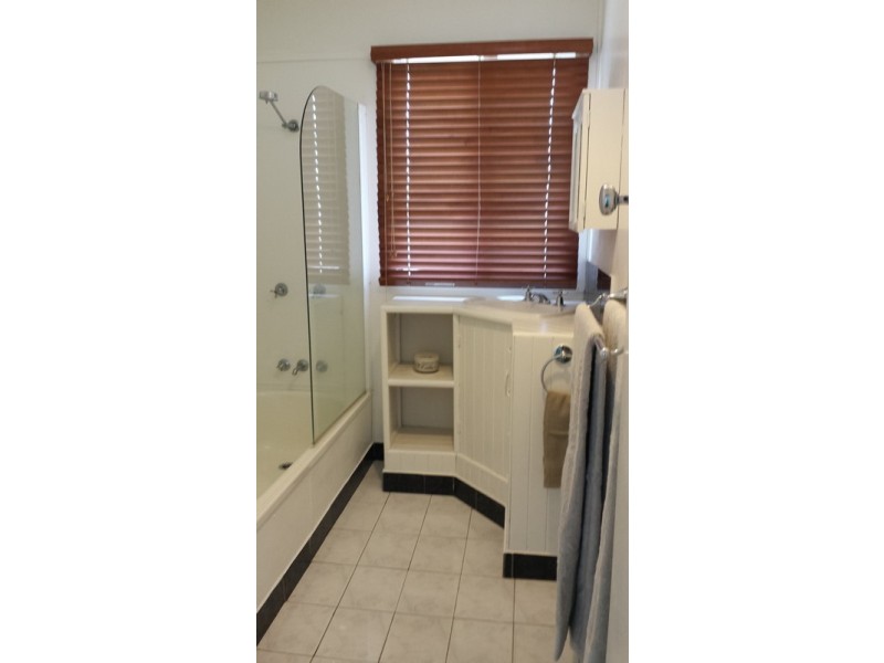 12 Beverley Street, Beenleigh QLD 4207