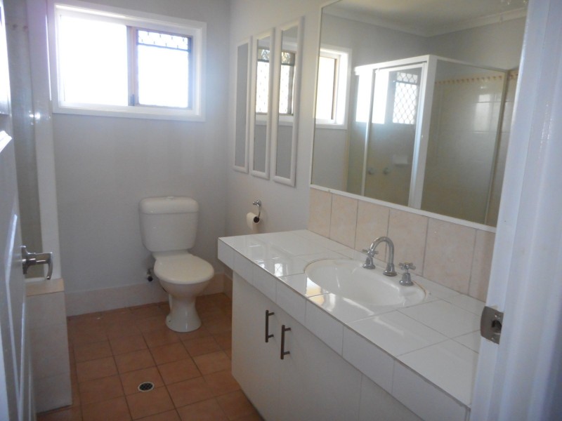 4/15 Pine Ave, Beenleigh QLD 4207