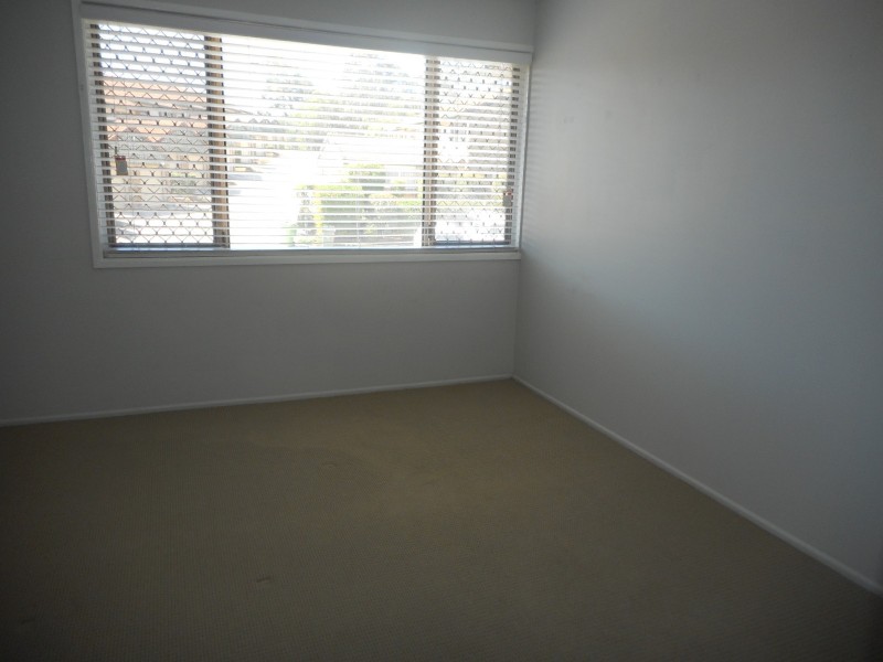 4/15 Pine Ave, Beenleigh QLD 4207