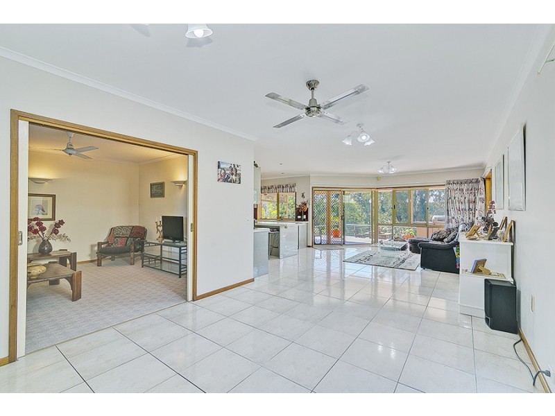 33 Copper Drive, Bethania QLD 4205