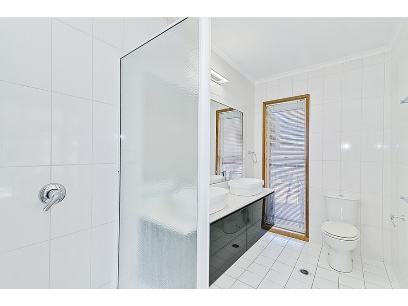 33 Copper Drive, Bethania QLD 4205