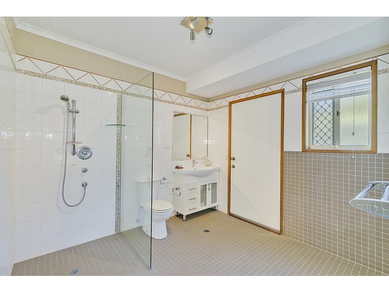 33 Copper Drive, Bethania QLD 4205