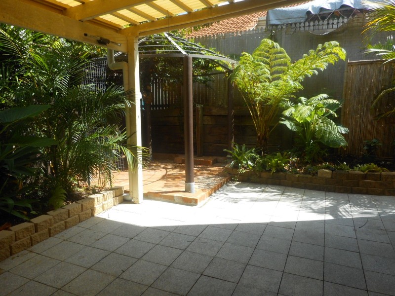 8/16-18 Pine Ave, Beenleigh QLD 4207