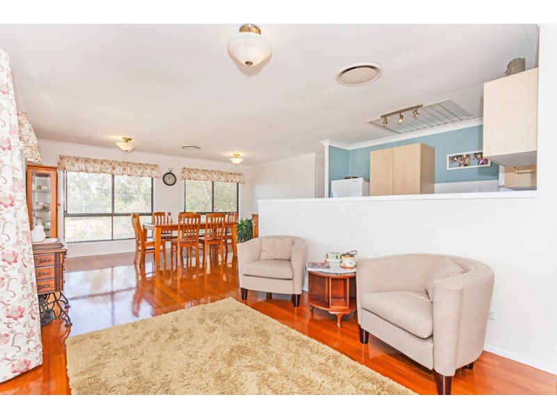 22 Sundar Cres, Tanah Merah QLD 4128