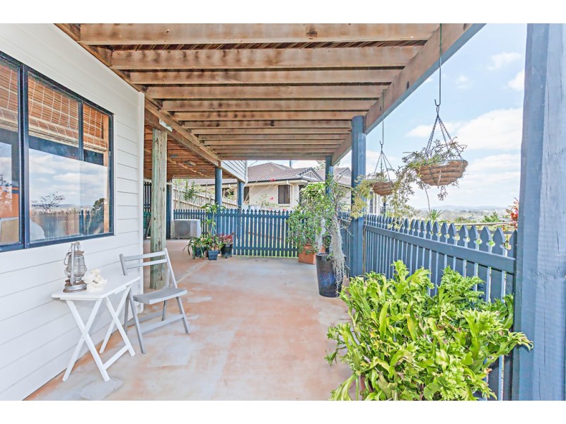 22 Sundar Cres, Tanah Merah QLD 4128