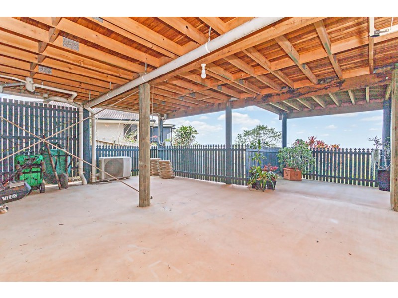 22 Sundar Cres, Tanah Merah QLD 4128
