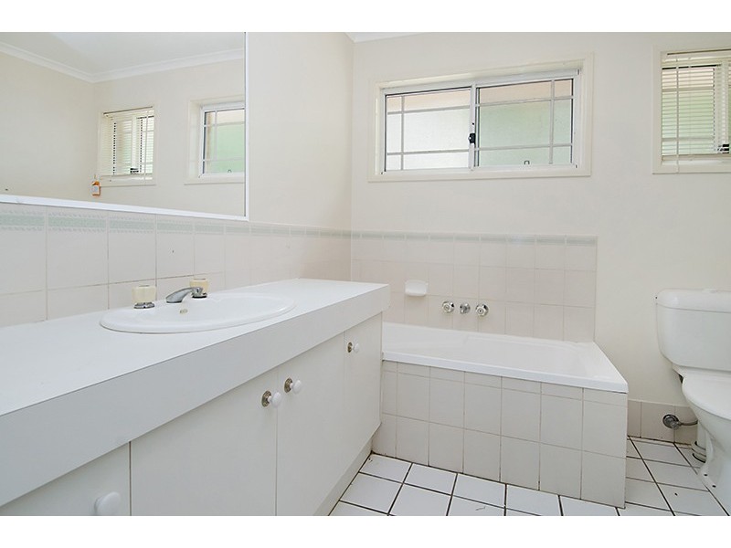 25 Melrose Place, Eagleby QLD 4207